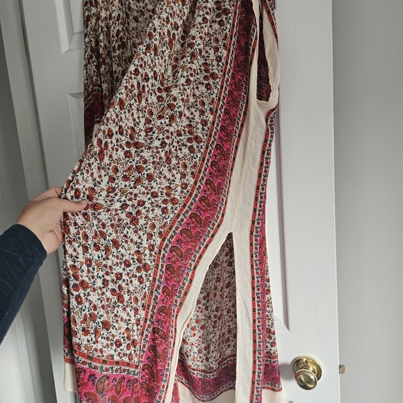 American Eagle Outfitters Red and Cream Swim Coverup - Picture 3 of 7